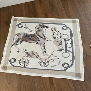Hermes silk jersey scarf “tout en carre”